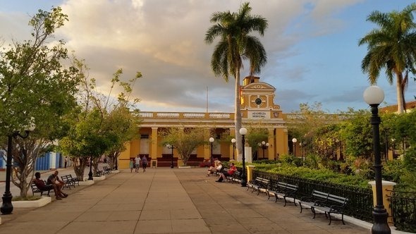 Plaza Carillo (Parque Céspedes)