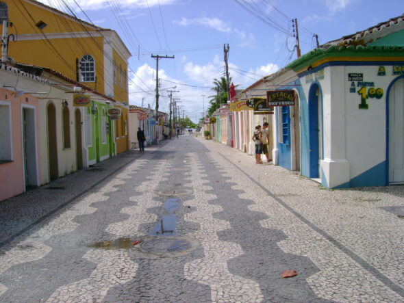 Rua de Porto Seguro vazia numa segunda ferira de manhã