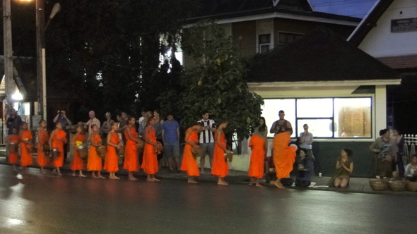 Ronda das Almas no Laos