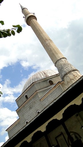  Mesquita Bajrakli