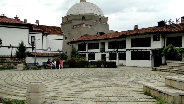 Pátio do Museu Etnológico, sede da Liga de Prizren