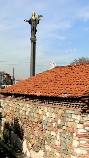 Estátua de Santa Sofia