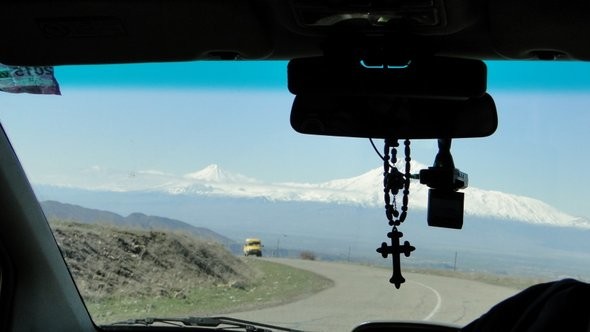 Viagem de carro na Armênia