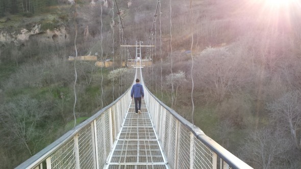 Khndzoresk- Ponte Suspensa/Swinging Bridge 