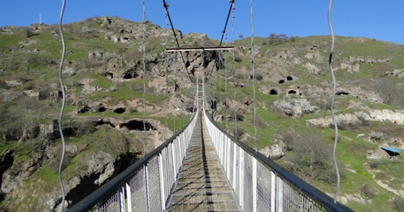 Khndzoresk- Ponte Suspensa/Swinging Bridge 