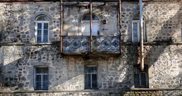 Casas de pedras em Goris